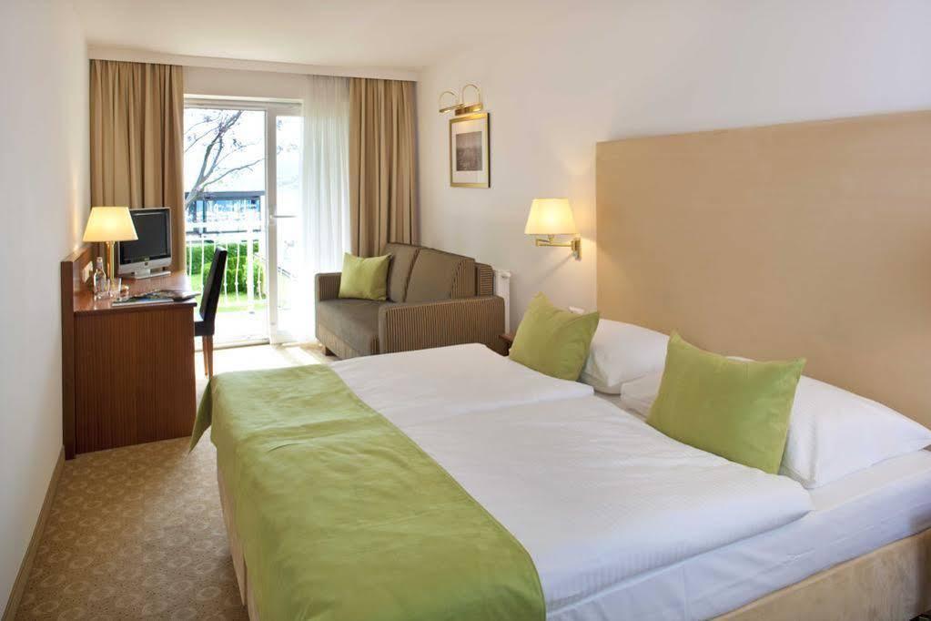 Seehotel Dr. Jilly Pörtschach am Wörthersee Buitenkant foto